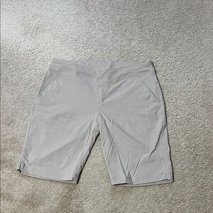 Columbia Tan Casual Shorts
